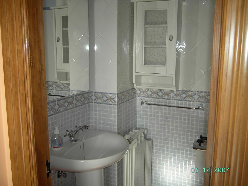 Viviendas De Uso Turistico La Arboleda I Y II Colombres Room photo