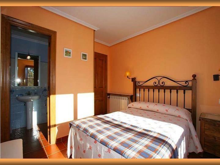 Viviendas De Uso Turistico La Arboleda I Y II Colombres Room photo