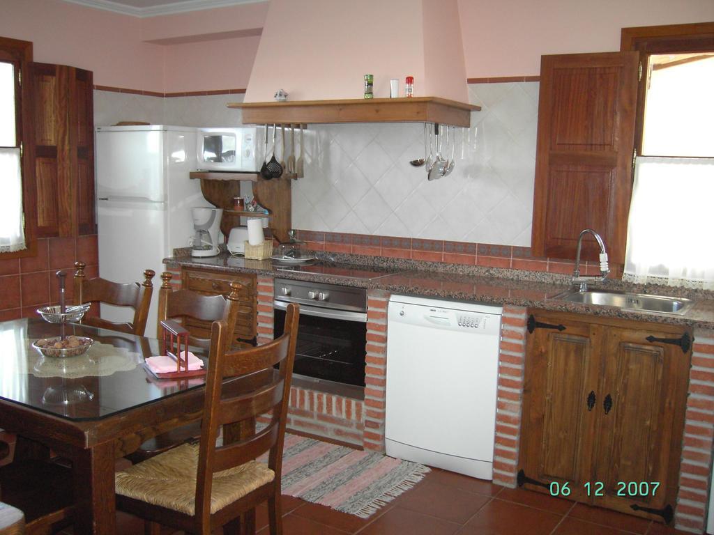 Viviendas De Uso Turistico La Arboleda I Y II Colombres Room photo